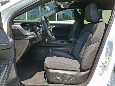 New 2026 Jeep Cherokee Laredo AWD/4WD image 9