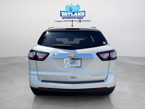 Used 2014 Chevrolet Traverse LT FWD image 4