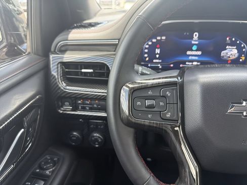 Used 2023 Chevrolet Suburban RST w/ Luxury Package RWD image 29