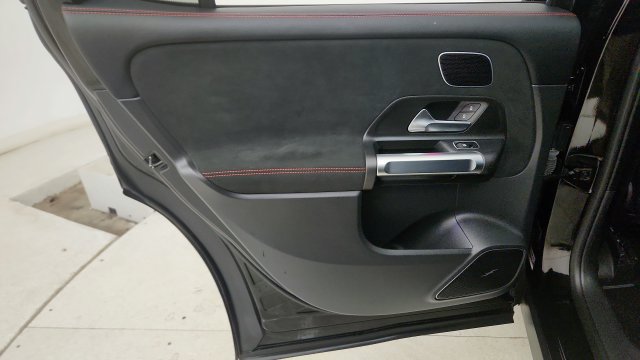 Used 2023 Mercedes-Benz GLB 250 w/ AMG Line image 48