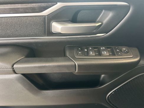 Used 2022 RAM 1500 Big Horn AWD/4WD image 12