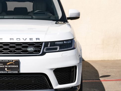 Used 2019 Land Rover Range Rover Sport HSE image 34