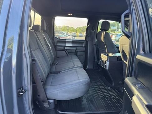 Used 2016 Ford F150 XLT w/ Equipment Group 302A Luxury AWD/4WD image 11