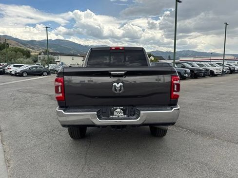 Used 2019 RAM 2500 Laramie AWD/4WD image 35