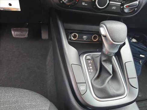Used 2021 Kia Soul S FWD image 12
