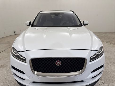 Used 2018 Jaguar F-PACE Prestige image 10