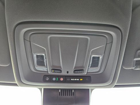 Used 2022 Chevrolet Silverado 1500 RST w/ Z71 Off-Road Package image 19