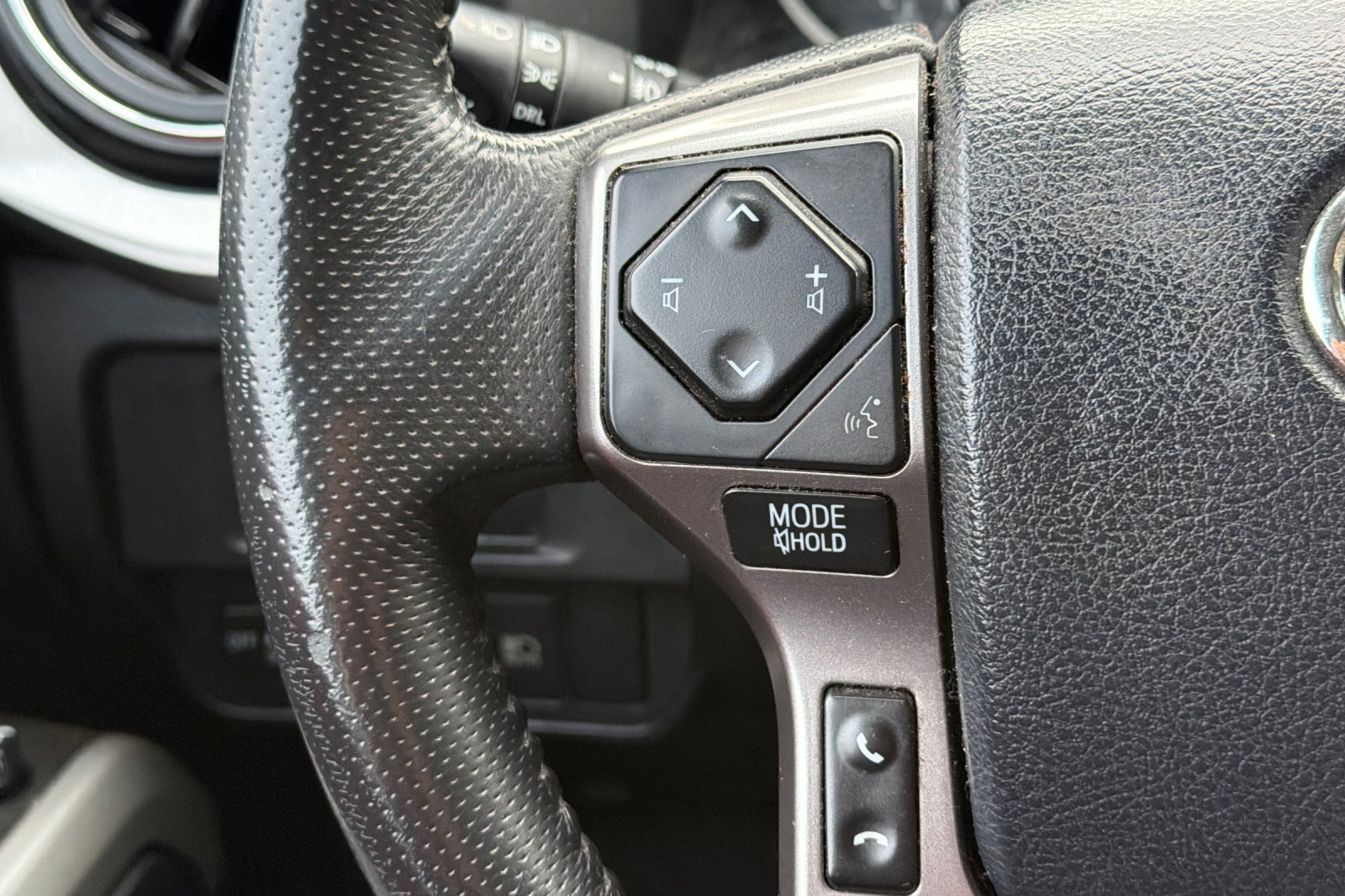 Used 2019 Toyota Tacoma SR5 RWD image 29