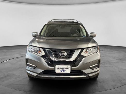 Used 2019 Nissan Rogue SV w/ Sun & Sound Touring Package AWD/4WD image 11