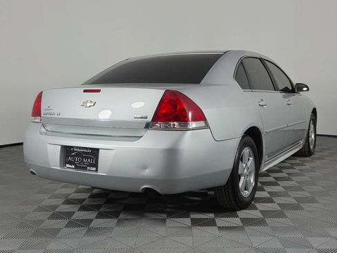 Used 2011 Chevrolet Impala LT FWD image 7