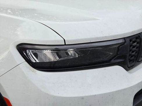 Used 2025 Jeep Grand Cherokee L Laredo AWD/4WD image 10