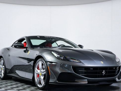 Certified 2023 Ferrari Portofino M image 5