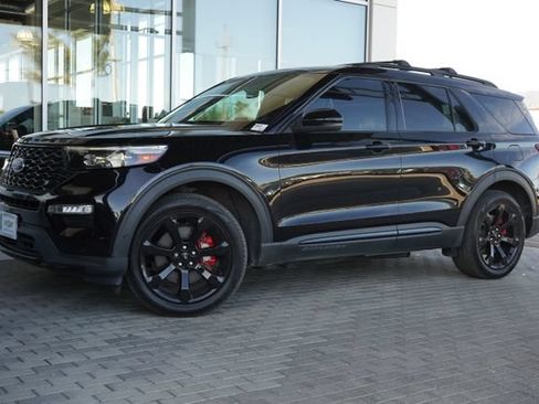 Used 2022 Ford Explorer ST w/ Equipment Group 401A AWD/4WD image 4