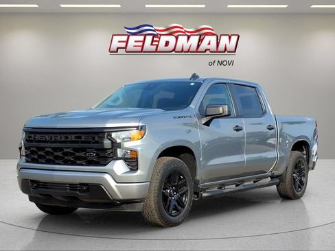 Used 2023 Chevrolet Silverado 1500 Custom w/ 2.7L Blackout Package AWD/4WD image 1