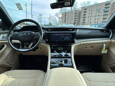 New 2026 Jeep Grand Cherokee L Limited image 16