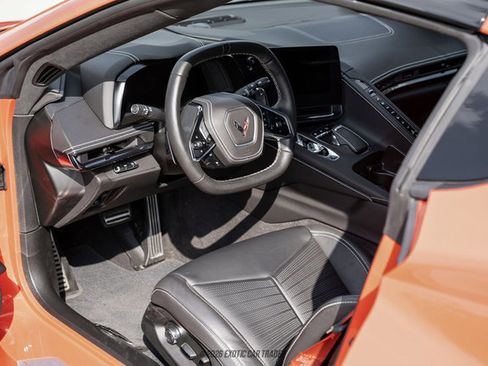 Used 2024 Chevrolet Corvette Stingray Premium Cpe w/ Z51 Performance Package RWD image 36