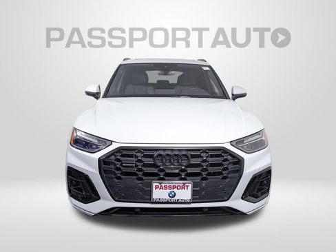 Used 2024 Audi Q5 e Premium Plus w/ Premium Plus Package AWD/4WD image 10