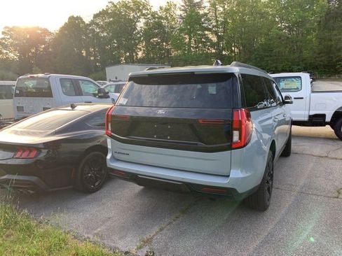 New 2026 Ford Expedition Platinum AWD/4WD image 7
