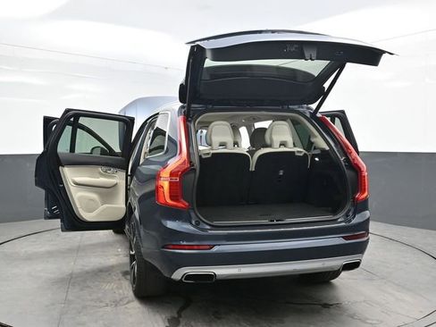 Used 2020 Volvo XC90 T6 Momentum AWD/4WD image 43