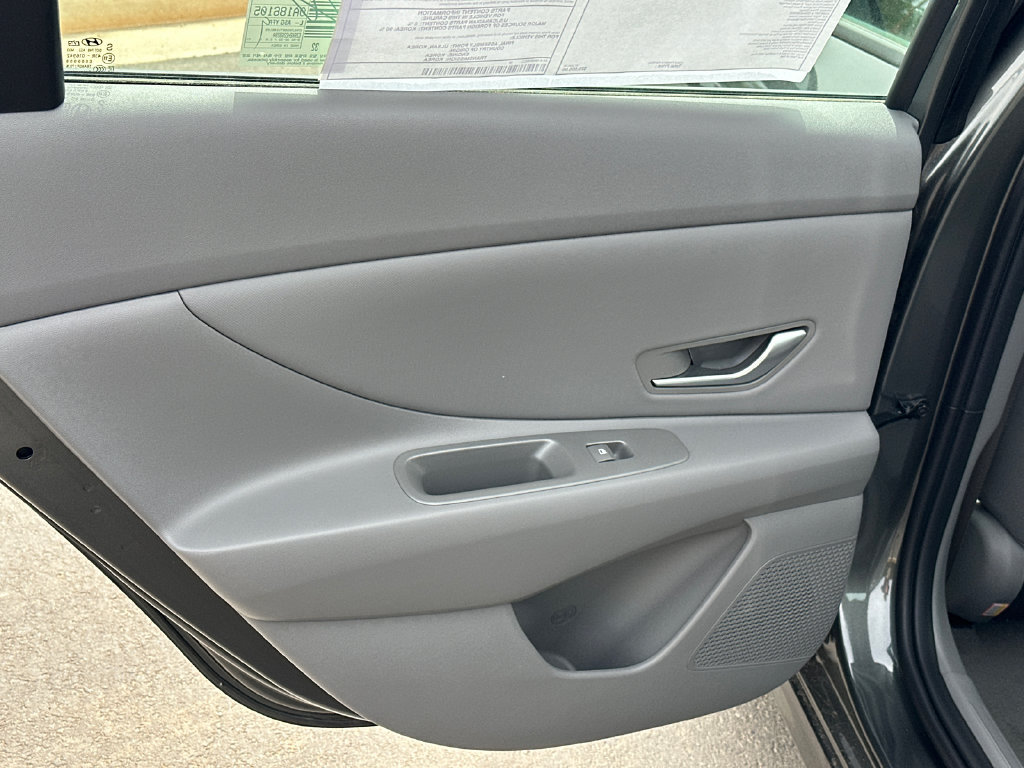 Certified 2026 Hyundai Elantra Sport FWD image 21