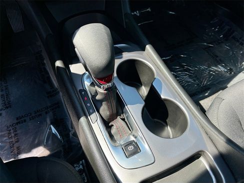 Used 2024 Chevrolet Malibu RS image 16