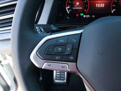 New 2026 Volkswagen Atlas Peak Edition AWD/4WD image 18