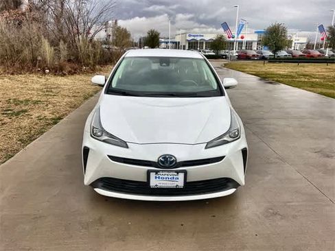 Used 2022 Toyota Prius L Eco image 7