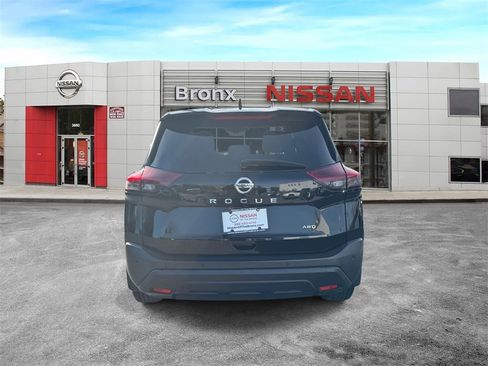 Used 2021 Nissan Rogue S image 6