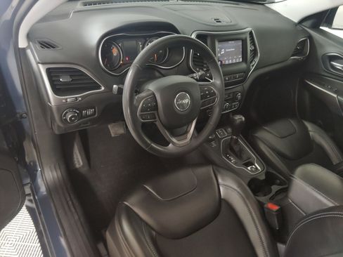 Used 2021 Jeep Cherokee Latitude Plus w/ Sun & Sound Group image 4