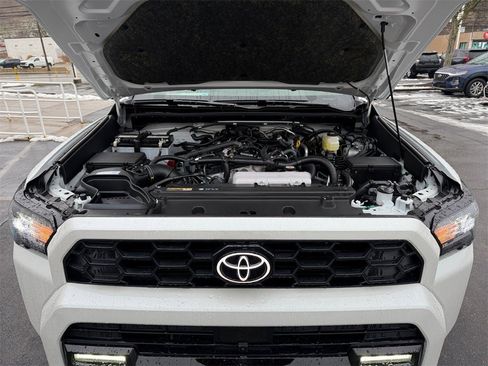Certified 2025 Toyota 4Runner TRD Sport Premium image 30