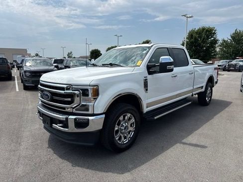 Certified 2022 Ford F350 Lariat w/ Lariat Ultimate Package AWD/4WD image 3