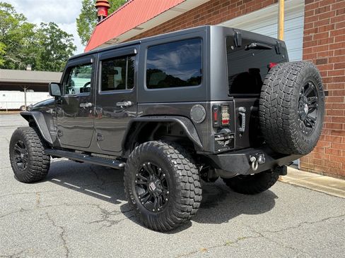 Used 2017 Jeep Wrangler Unlimited Sport w/ Quick Order Package 24S image 21