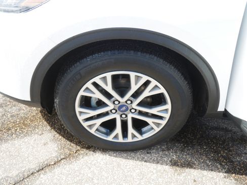 Certified 2022 Ford Escape SEL image 15