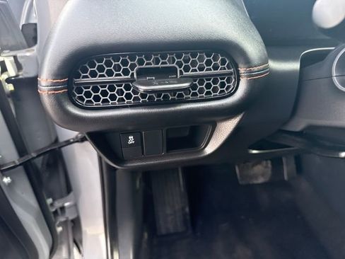 Certified 2024 Honda HR-V Sport image 15