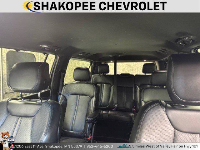 Used 2023 Jeep Wagoneer L Series III w/ Convenience Group I AWD/4WD image 6