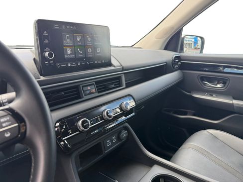 Certified 2025 Honda Pilot EX-L image 12