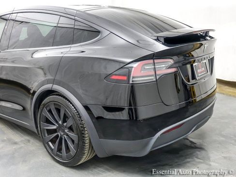 Used 2022 Tesla Model X image 10