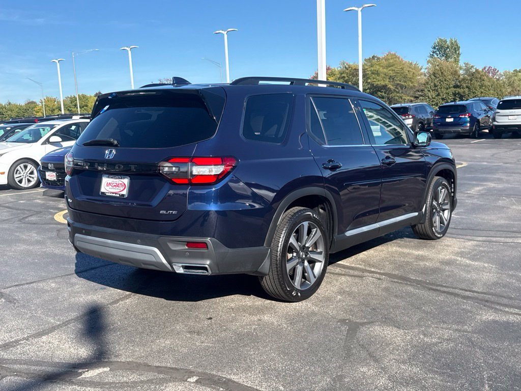 Certified 2025 Honda Pilot Elite image 11