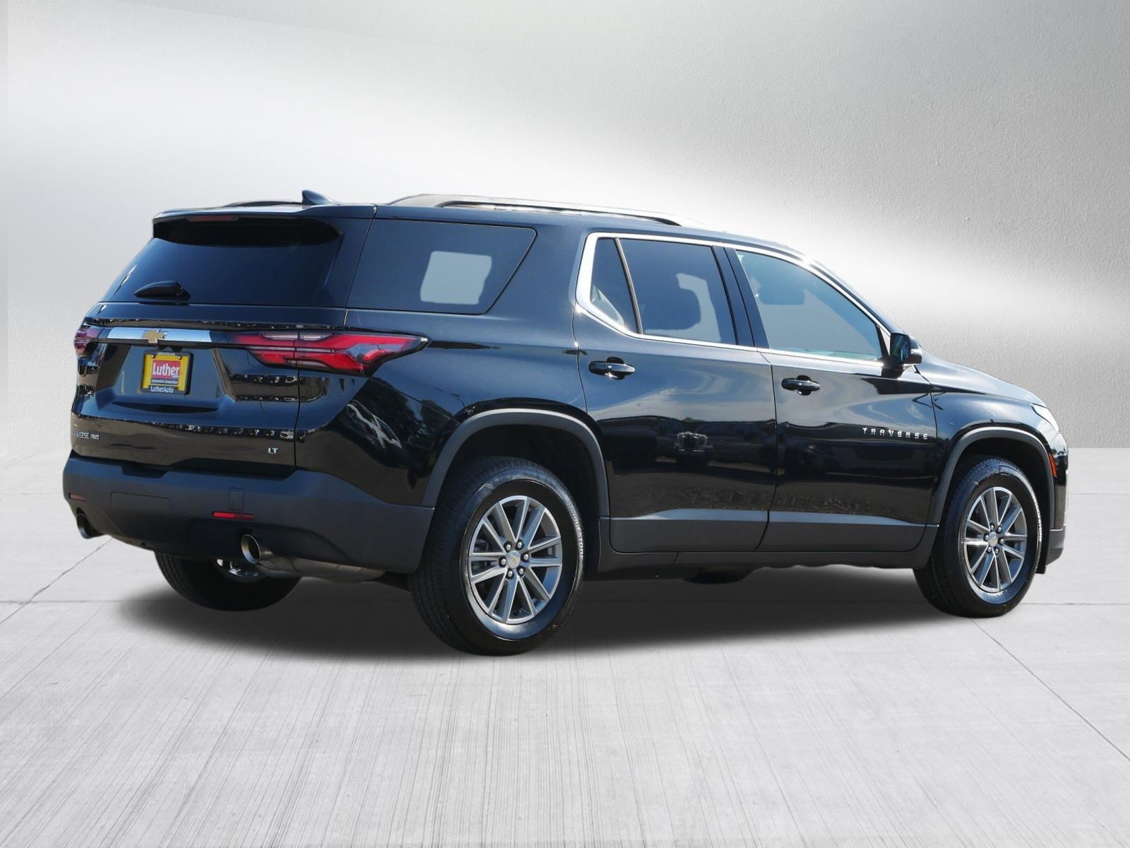 Used 2023 Chevrolet Traverse LT AWD/4WD image 7