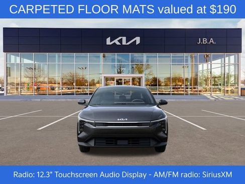 New 2025 Kia K4 LXS image 2