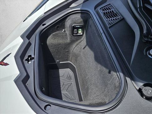 Used 2026 Chevrolet Corvette Stingray Premium Conv w/ Z51 Performance Package RWD image 22