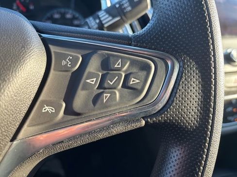 Used 2020 Chevrolet Equinox LS w/ LS Convenience Package image 14