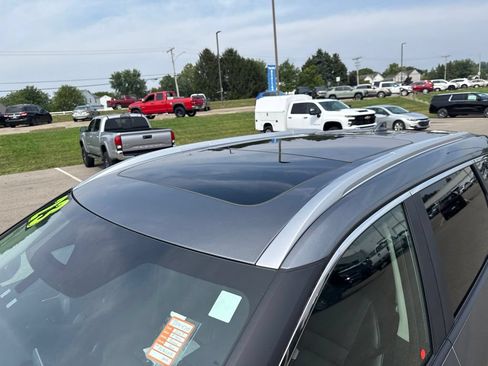 Certified 2023 Nissan Rogue SV w/ SV Premium B Package AWD/4WD image 8