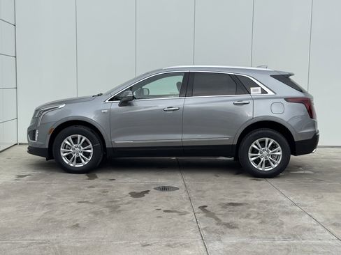 New 2025 Cadillac XT5 Luxury image 5