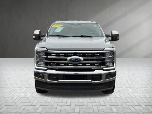 Used 2025 Ford F250 Lariat w/ Chrome Package image 5