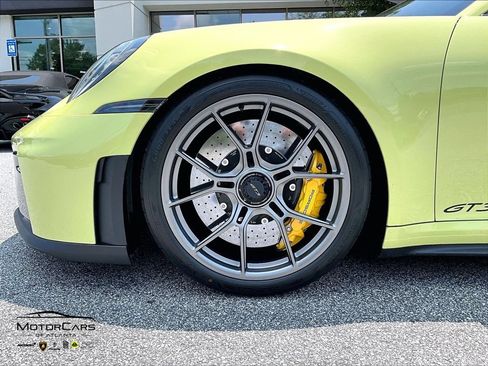 Used 2026 Porsche 911 GT3 RWD image 9