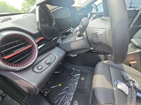 New 2026 Chevrolet Trax RS w/ Driver Confidence Package FWD image 11
