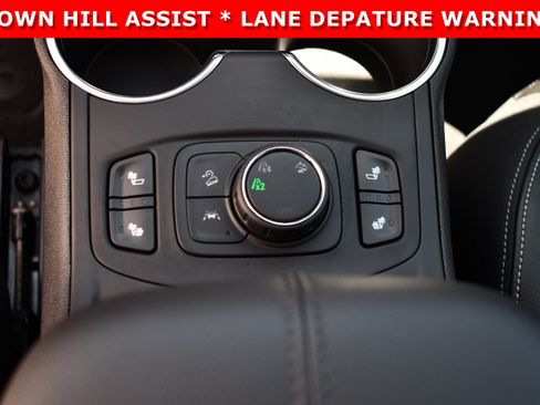 Used 2024 GMC Terrain SLT w/ Infotainment Package II AWD/4WD image 24