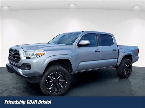 Used 2019 Toyota Tacoma SR image 1