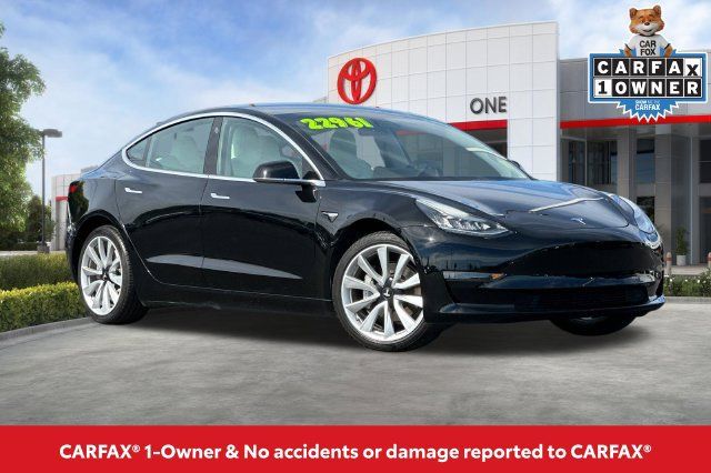 Used 2019 Tesla Model 3 Standard Range Plus RWD image 2